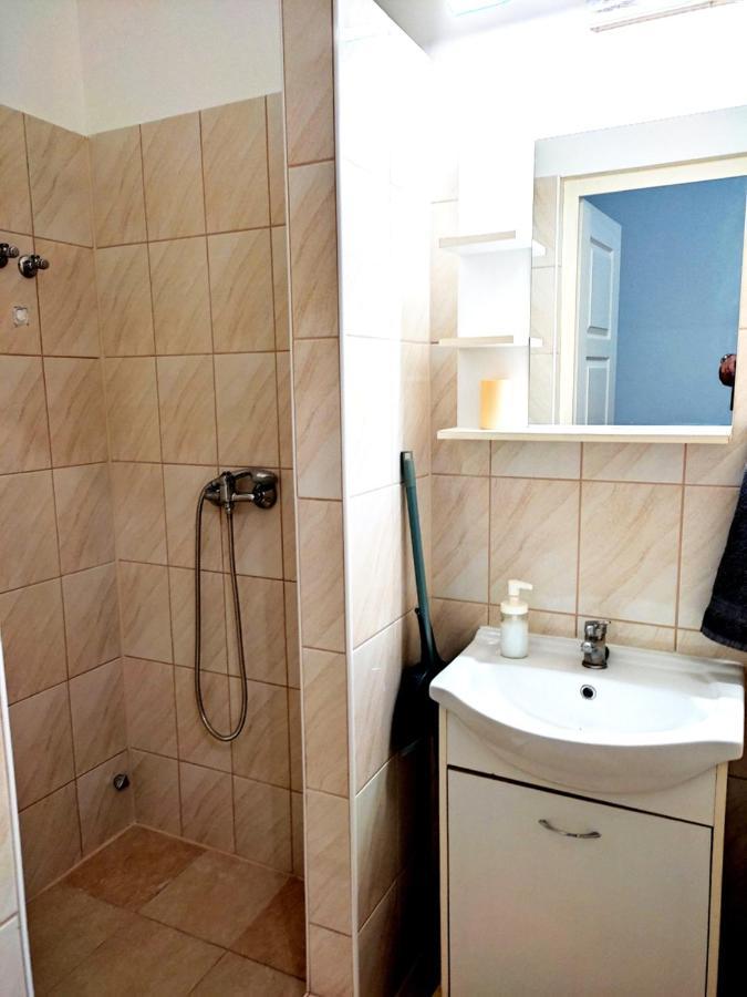 Dunapart Apartment Вац Экстерьер фото